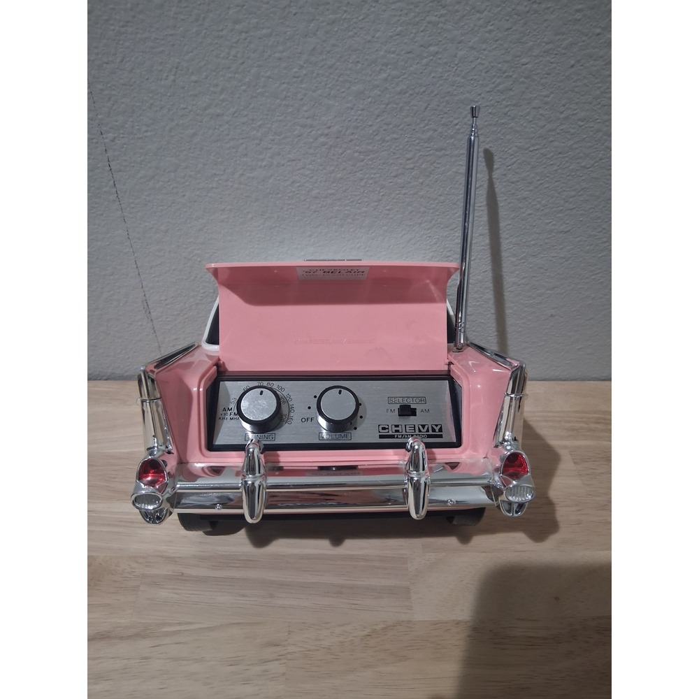 57 Chevy Belair AM/FM Radio 1988 Beetland/Banning Vintage RARE Pink & White